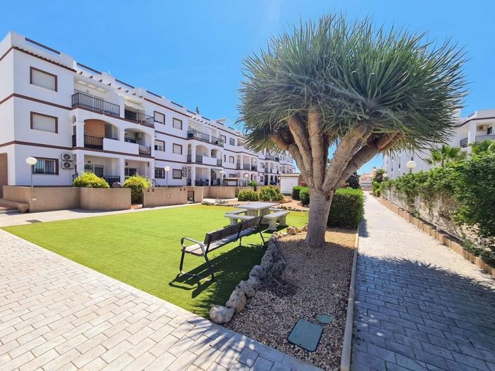 Image No.14-2 Bed Apartment for sale