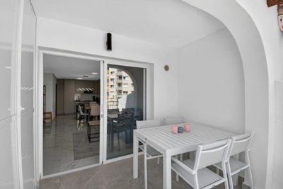 49671threebedroombeachapartmentindehesadecamp