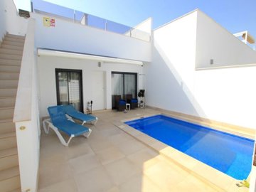 49677modernandstylish2bedroom2bathroombungalo