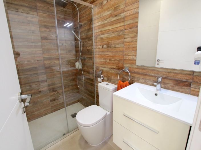 Image No.16-2 Bed Villa for sale