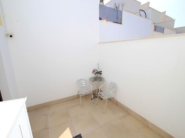 Image No.17-2 Bed Villa for sale