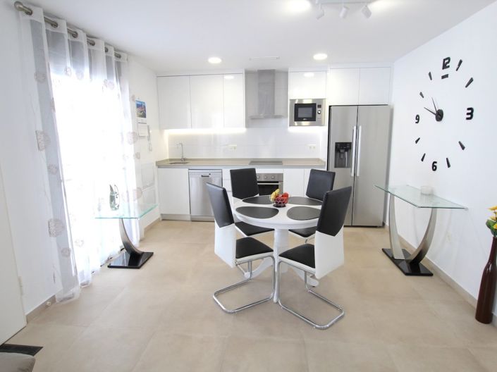 Image No.9-2 Bed Villa for sale