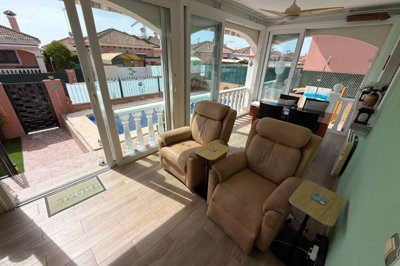 49676charmingdetachedvillawithprivatepoolinlo