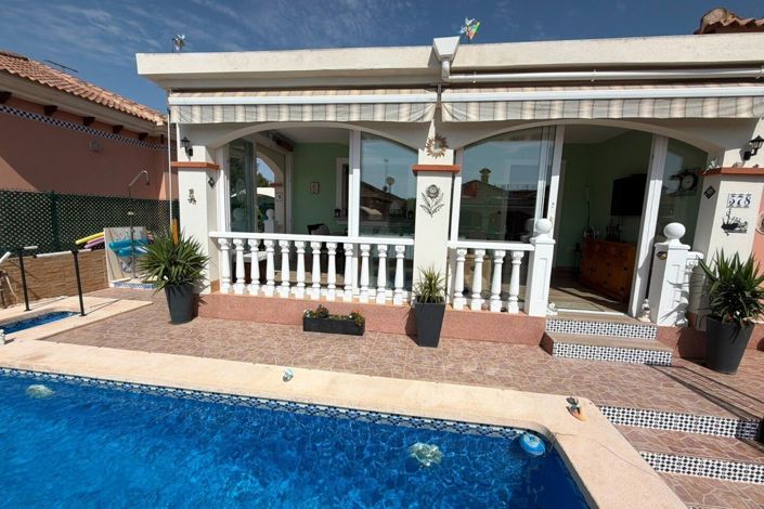 Image No.3-3 Bed Villa for sale