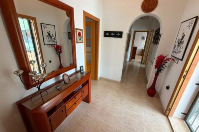 49676charmingdetachedvillawithprivatepoolinlo