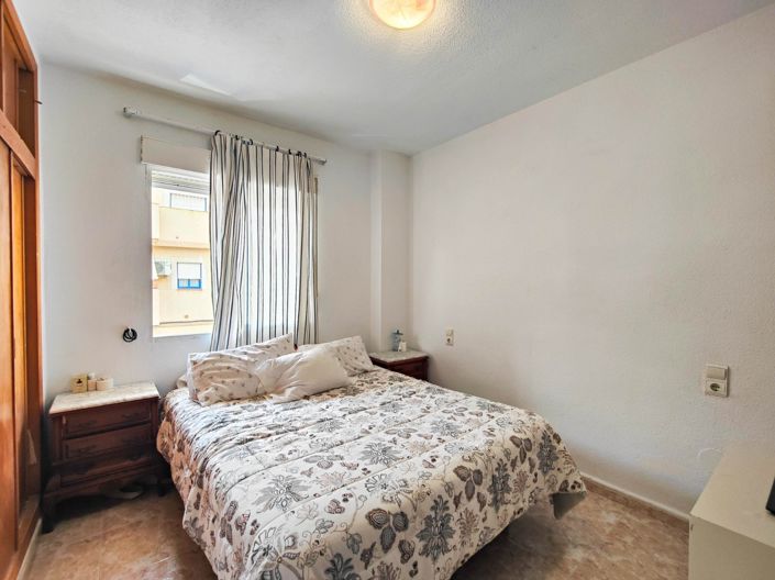Image No.18-2 Bed Apartment for sale