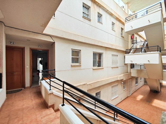 Image No.22-2 Bed Apartment for sale
