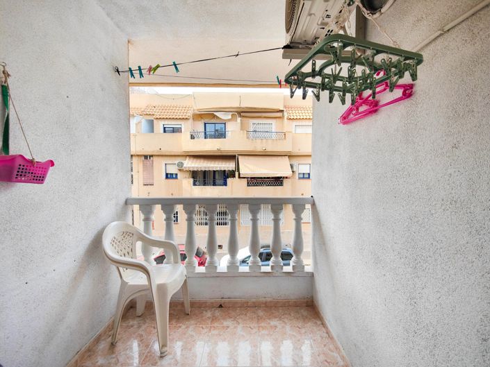 Image No.25-2 Bed Apartment for sale