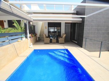 49679sundrenchedsouthfacing2bedroomvillawithp