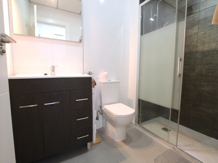 Image No.18-2 Bed Villa for sale