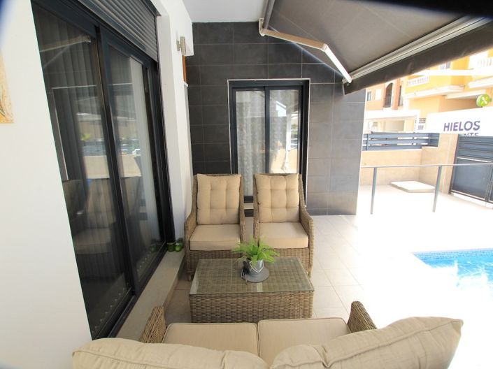 Image No.6-2 Bed Villa for sale