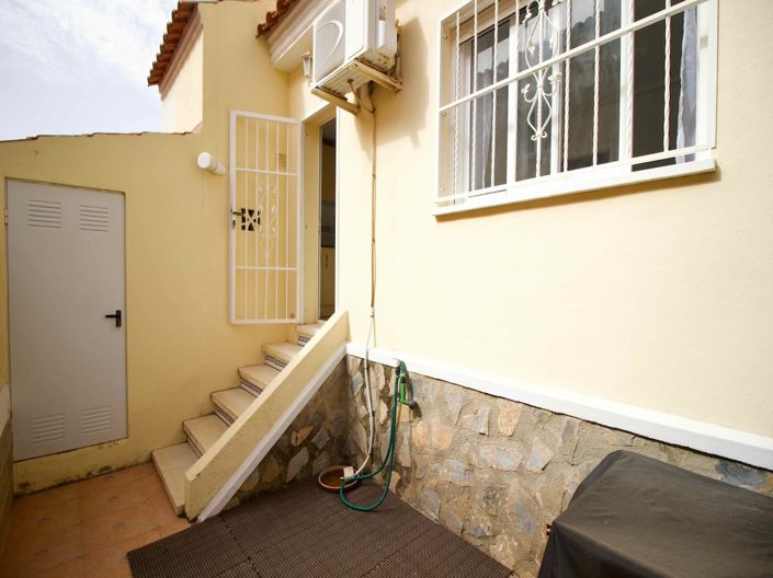 Image No.17-3 Bed Townhouse for sale
