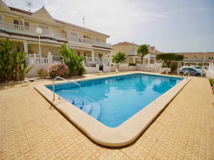 Image No.2-3 Bed Townhouse for sale