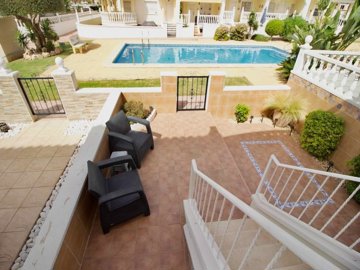 49686threebedroomlolastyletownhousewithpoolvi