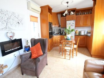 49692beautiful2bedroombungalowwith2bathroomsa
