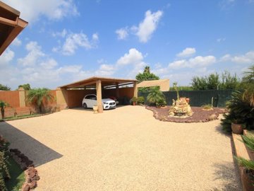 49697charming3bedroomfincastylehomewalkingdis
