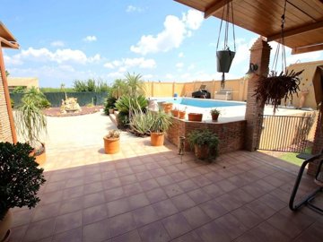 49697charming3bedroomfincastylehomewalkingdis