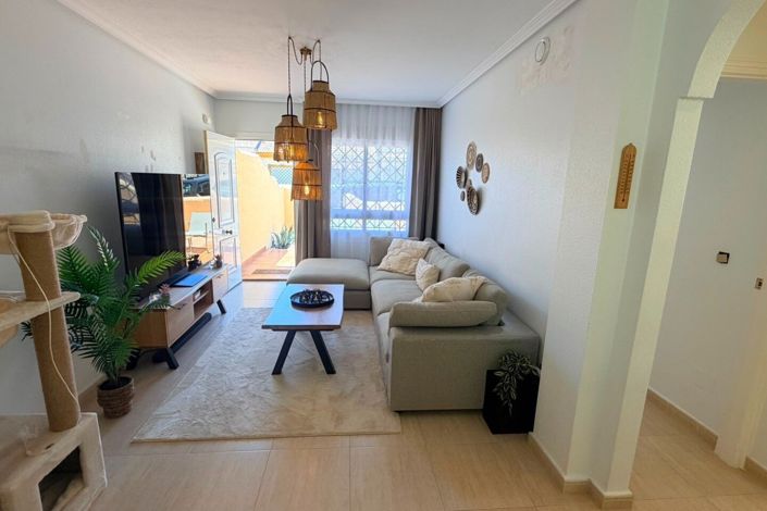 Image No.2-2 Bed Townhouse for sale