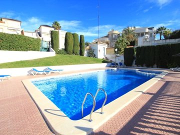 49703charming2bedroomgardenapartmentinciudadq