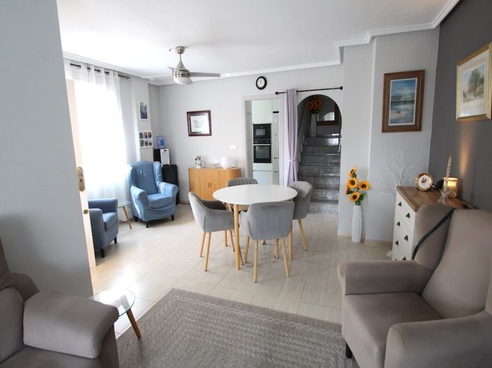 Image No.13-3 Bed Townhouse for sale