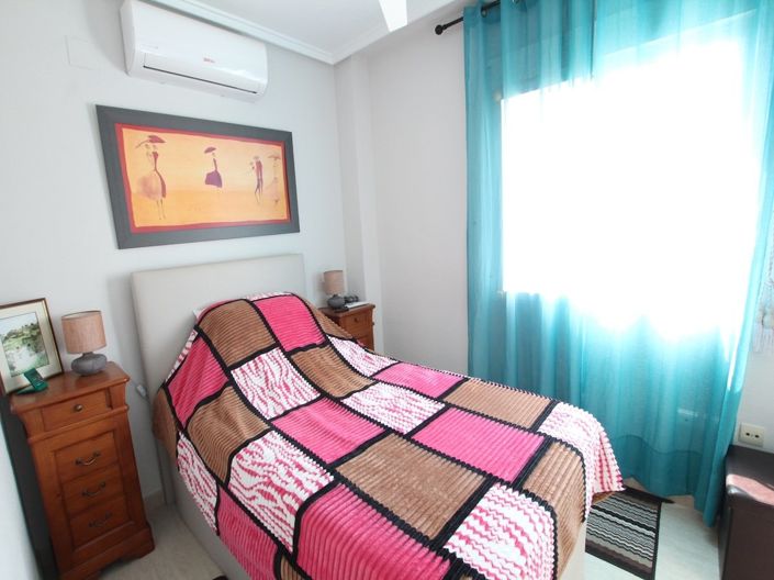 Image No.24-3 Bed Townhouse for sale