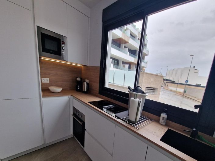Image No.12-2 Bed Apartment for sale