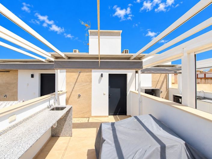 Image No.20-2 Bed Apartment for sale