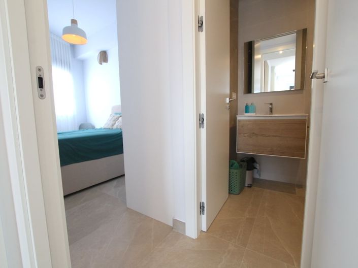 Image No.22-2 Bed Apartment for sale
