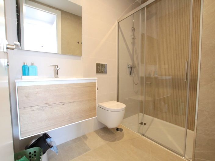 Image No.23-2 Bed Apartment for sale