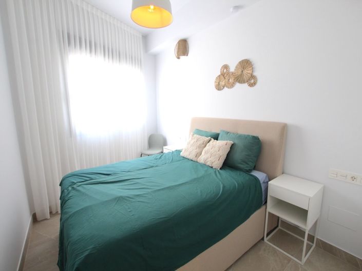 Image No.24-2 Bed Apartment for sale
