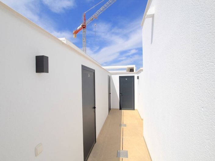 Image No.27-2 Bed Apartment for sale