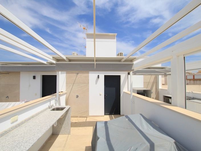 Image No.30-2 Bed Apartment for sale