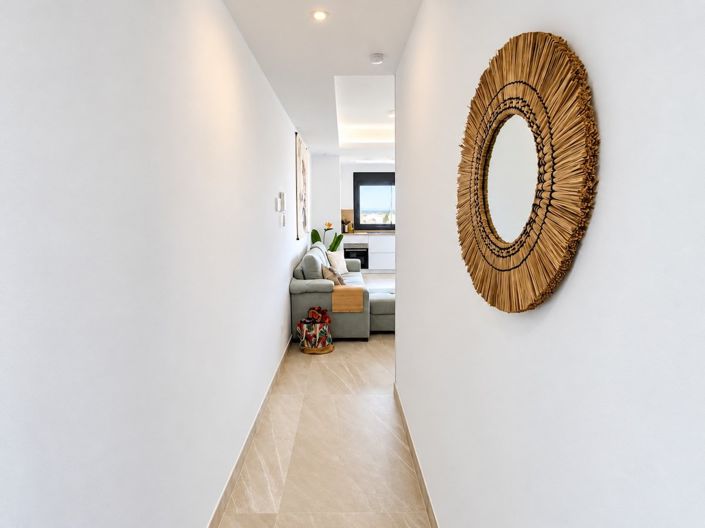 Image No.9-2 Bed Apartment for sale