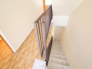 49713spaciousthreebedroomdonapepatownhousewit