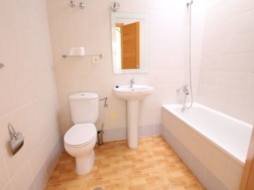 49713spaciousthreebedroomdonapepatownhousewit