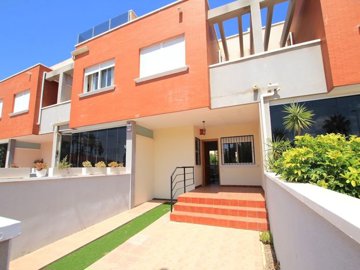 49713spaciousthreebedroomdonapepatownhousewit