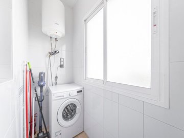 49714wonderfultwobedroomriversideapartmentvil