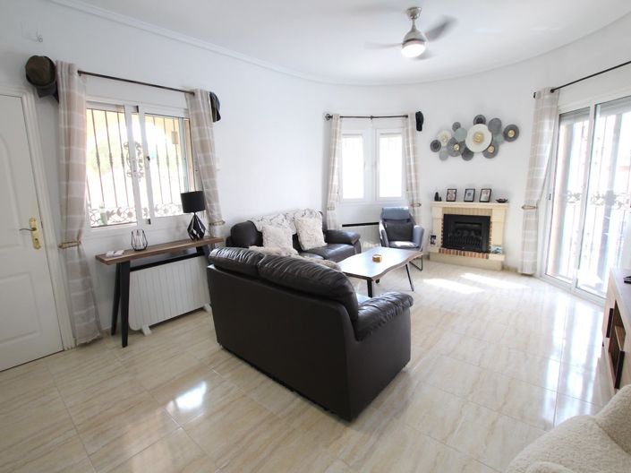 Image No.22-3 Bed Villa for sale