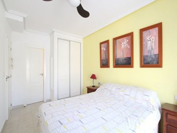 497252bedsouthfacingtopfloorapartmentwithpriv
