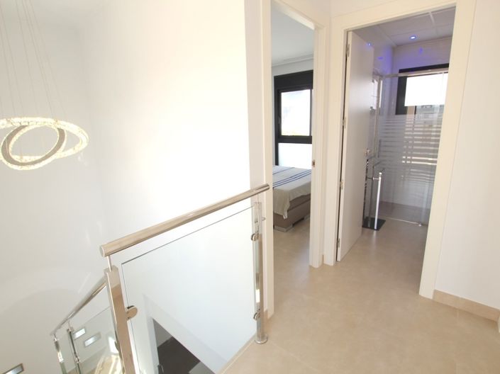 Image No.24-3 Bed Villa for sale