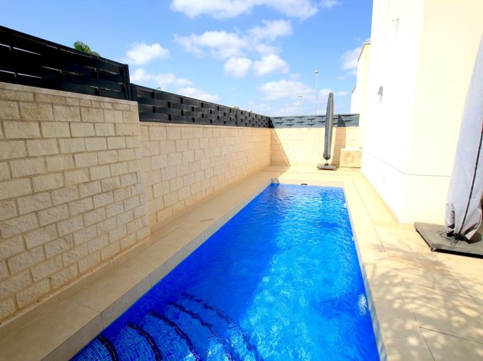 Image No.5-3 Bed Villa for sale