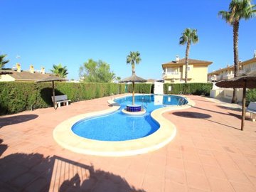 49734beautifullypresentedandhighlyversatilese