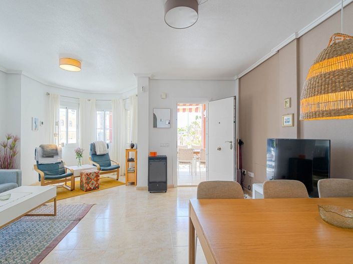 Image No.21-3 Bed Townhouse for sale