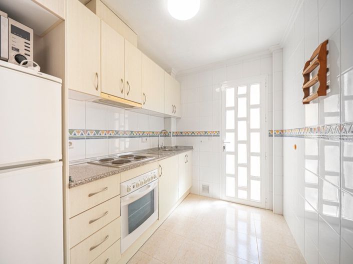 Image No.13-3 Bed Townhouse for sale