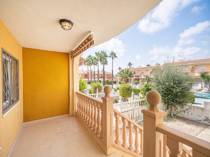 Image No.5-3 Bed Townhouse for sale
