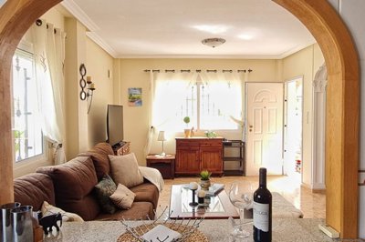 49739stylish3bedroomsemidetachedlocatedonaspa