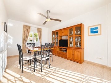 49738roomy4bedroomdetachedvillainlamarina0809