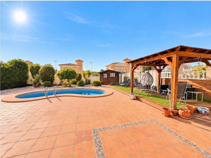Image No.2-Villa de 4 chambres à vendre à La Marina