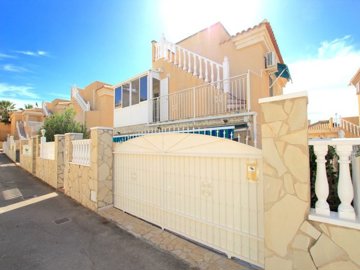 49741fantasticfullyfurnished5bedroomvillainvi
