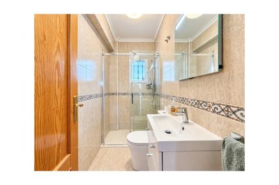 49742charmingtownhouseinthepeacefulvillageofd